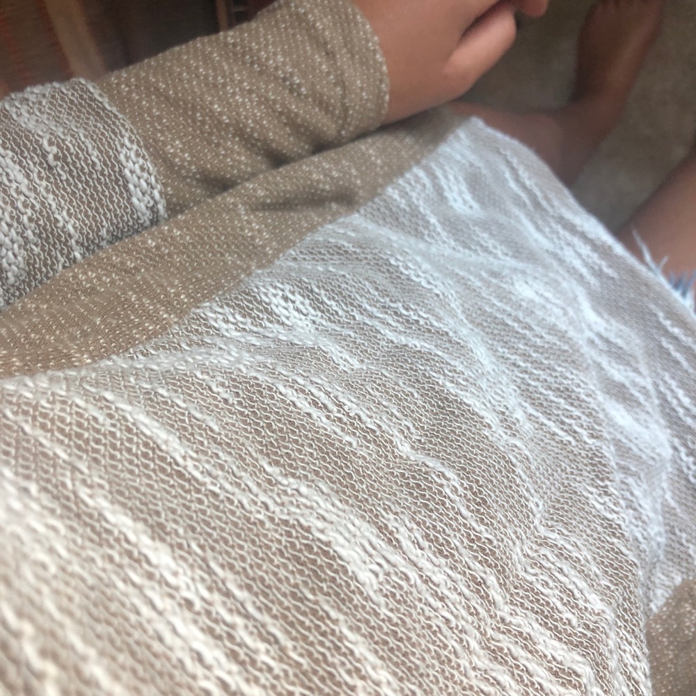 Earthbound sweater - Picture 4 of 4